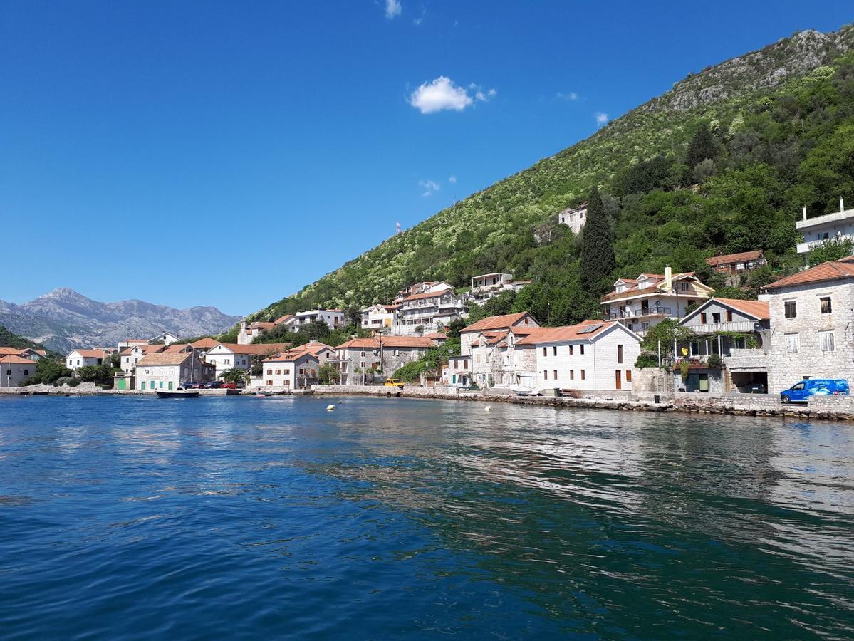 Tale House Montenegro Tivat Exterior photo