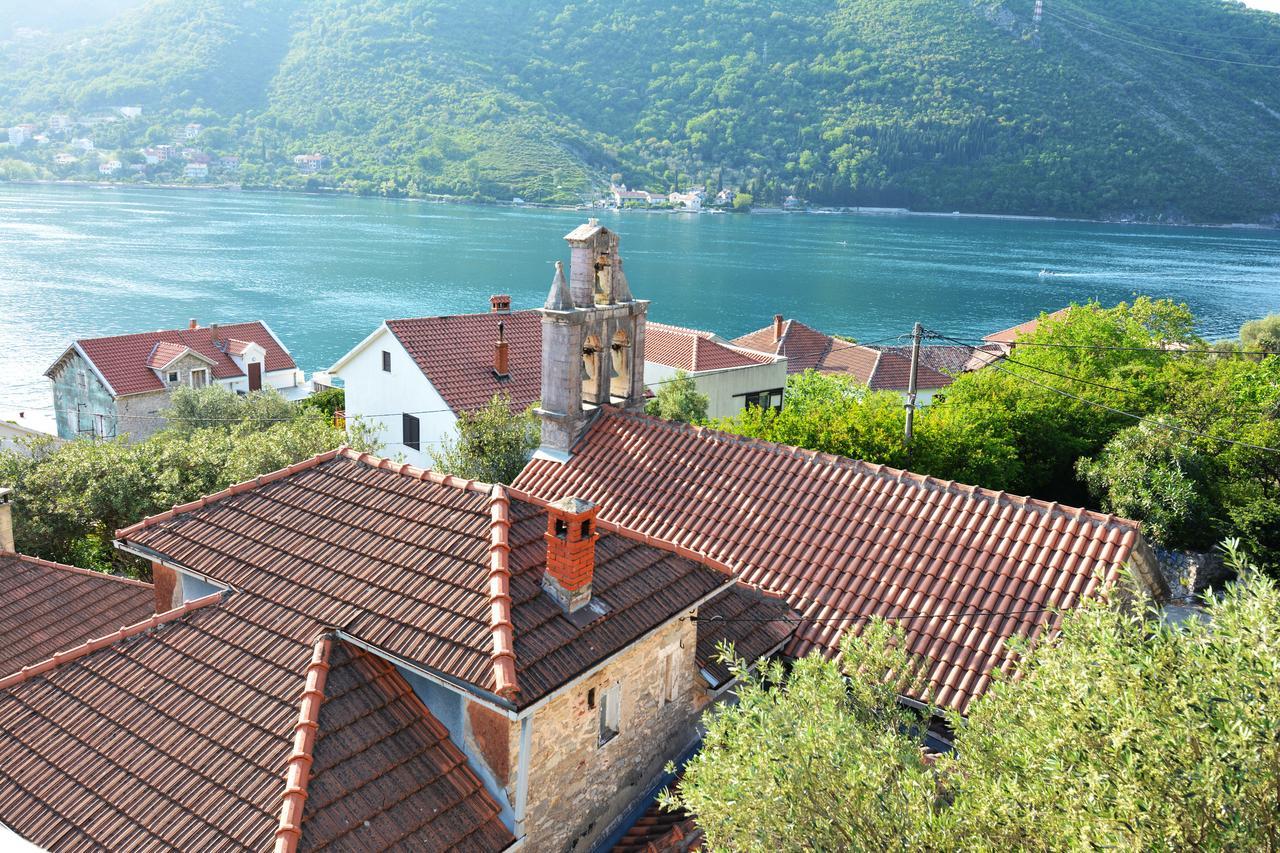 Tale House Montenegro Tivat Exterior photo