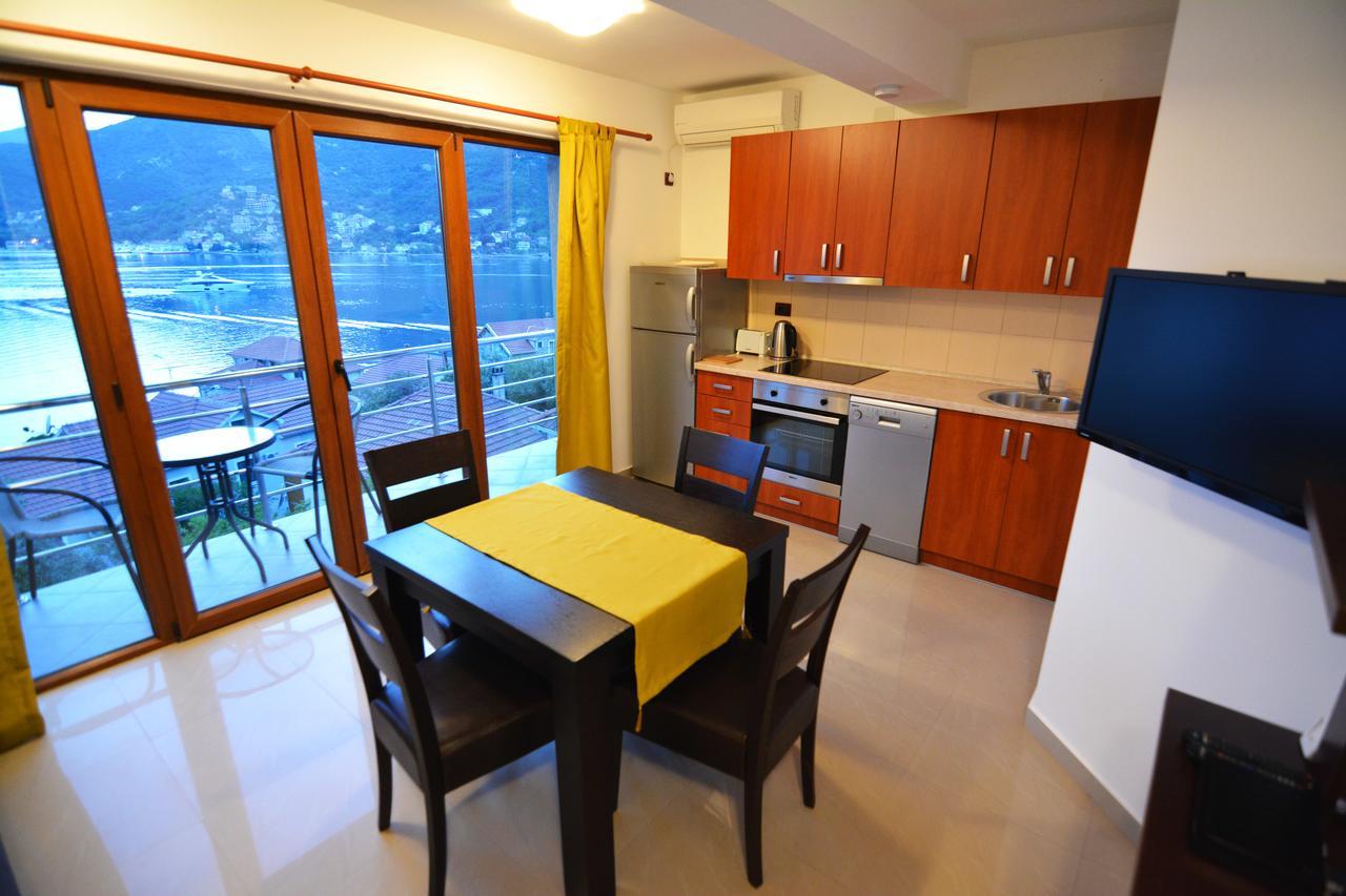 Tale House Montenegro Tivat Exterior photo
