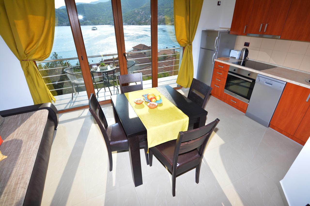 Tale House Montenegro Tivat Exterior photo