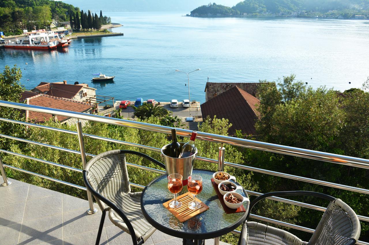Tale House Montenegro Tivat Exterior photo